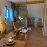 Holiday home Roubenka Kokorinsko Duba